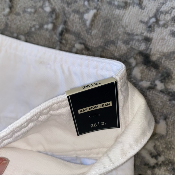 Abercrombie and fitch jeans - Picture 3 of 3